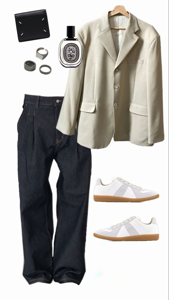 Blazer be cùng quần vải đen khá phù hợp để bạn đi làm hoặc gặp khách hàng