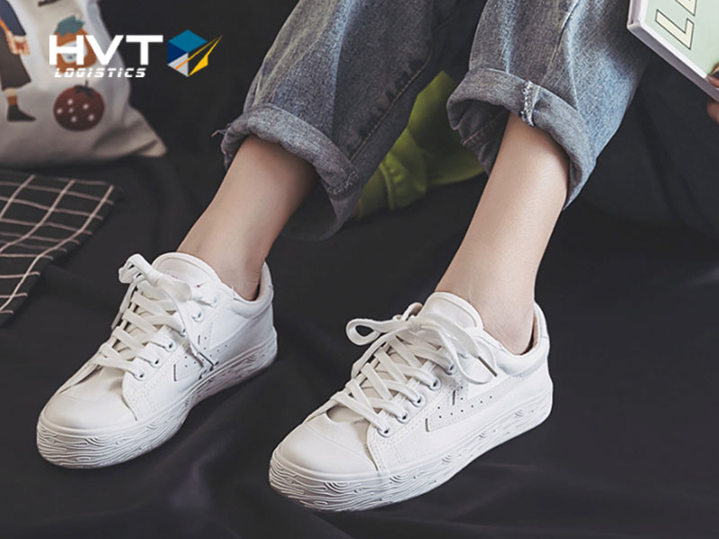Size giày và size dép có giống nhau không?