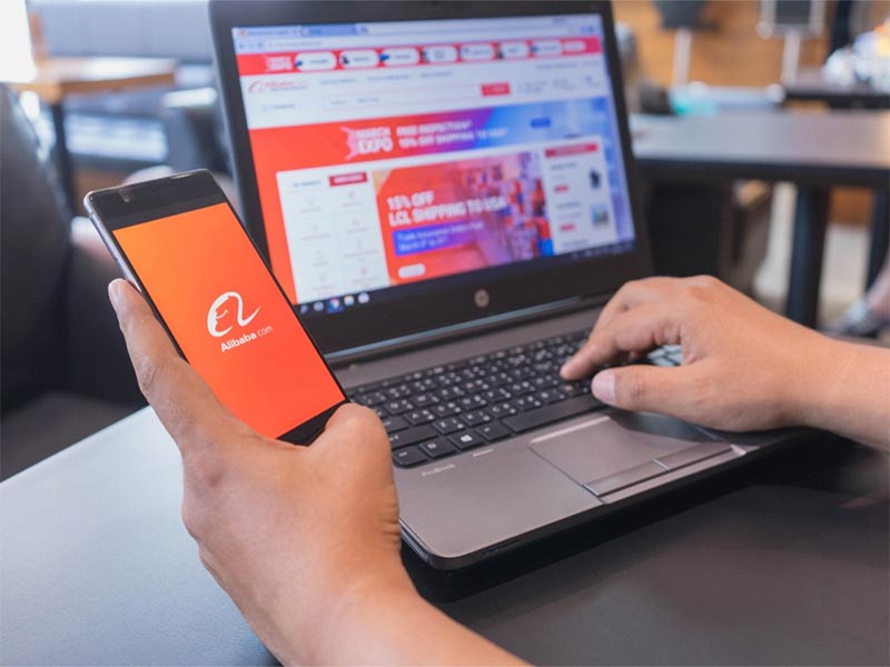 Tự mua hàng sẽ tiềm ẩn nhiều rủi ro hơn hình thức mua hàng hộ